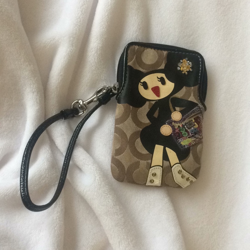 coach wristlet (anime)